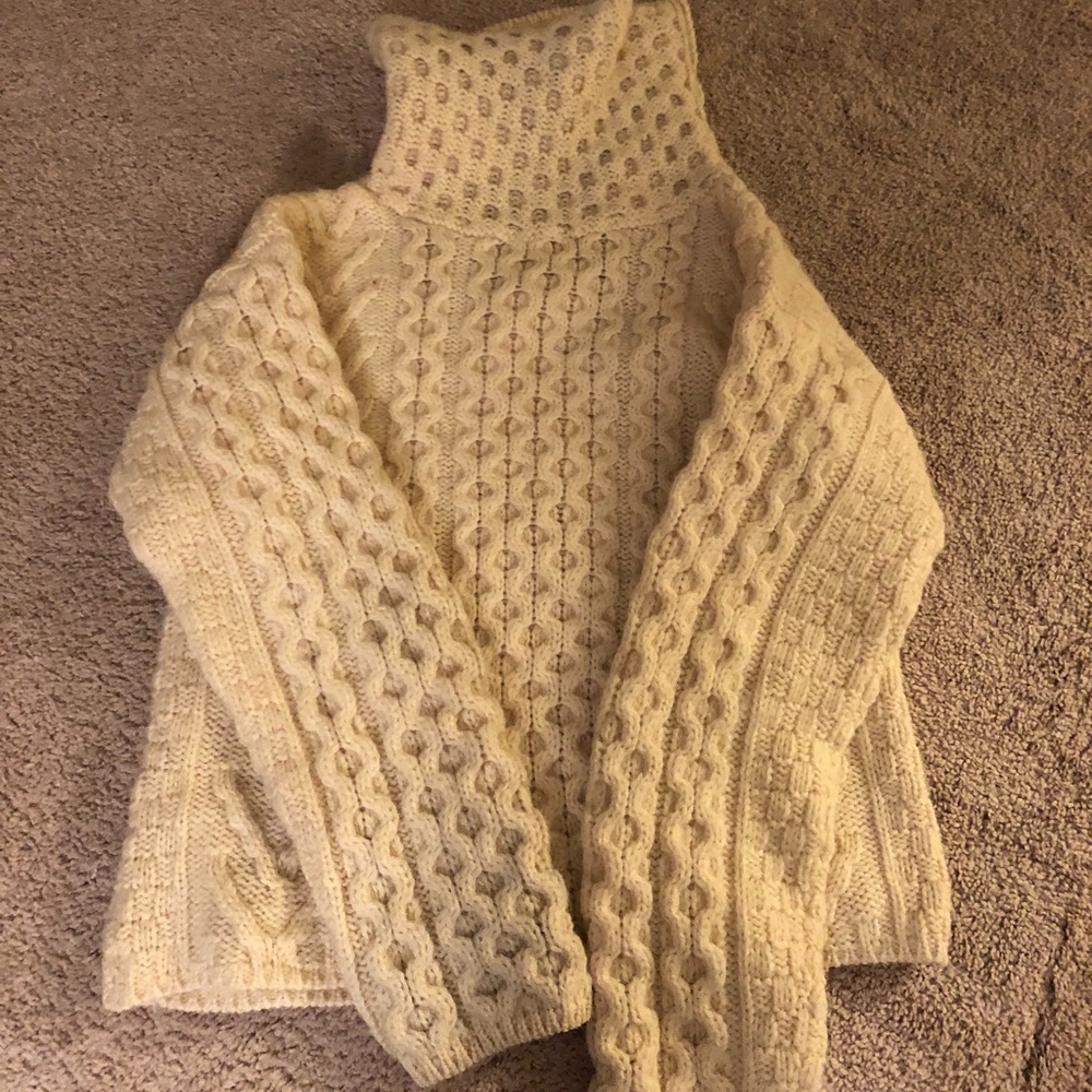 100% wool Irish knit sweater